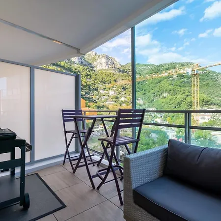 Studio With Sea Glimpse In Beausoleill ! Apartment